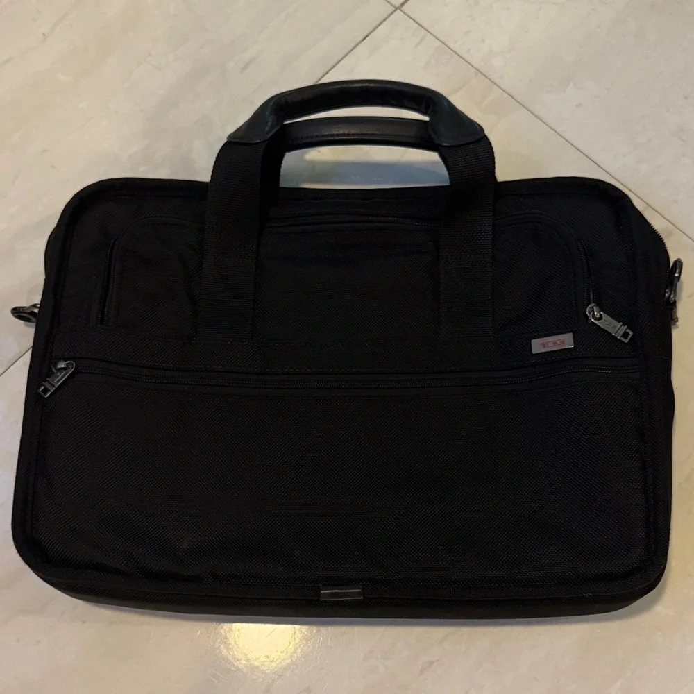 Tumi BlackMen's Laptop Briefcase